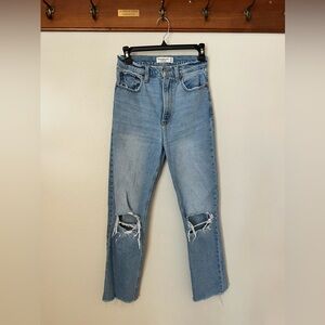 Abercrombie & Finch Light Wash Distressed Jeans